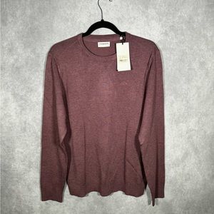 New Lindbergh Sweater Burgundy, Size Medium!